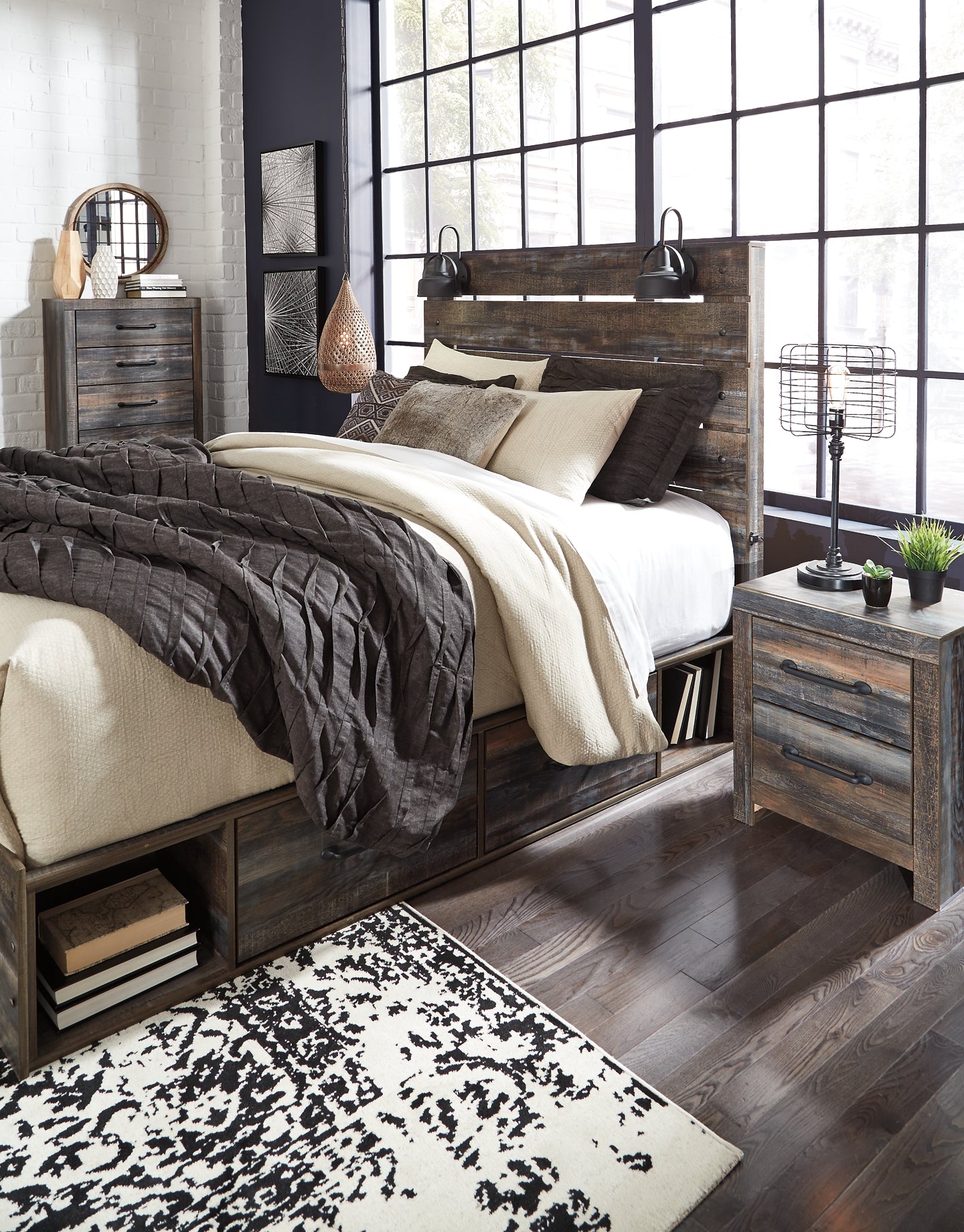 Drystan Panel Bed With 4 Storage Drawers