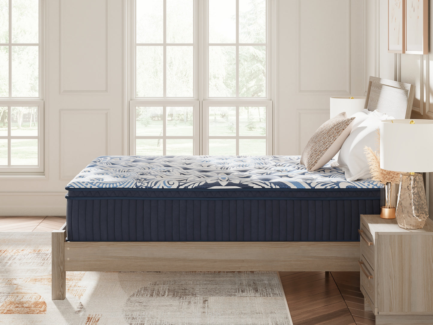 Ashley Express - Plush Luxe 2.0 Mattress