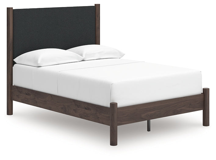 Pamytta Upholstered Panel Platform Bed