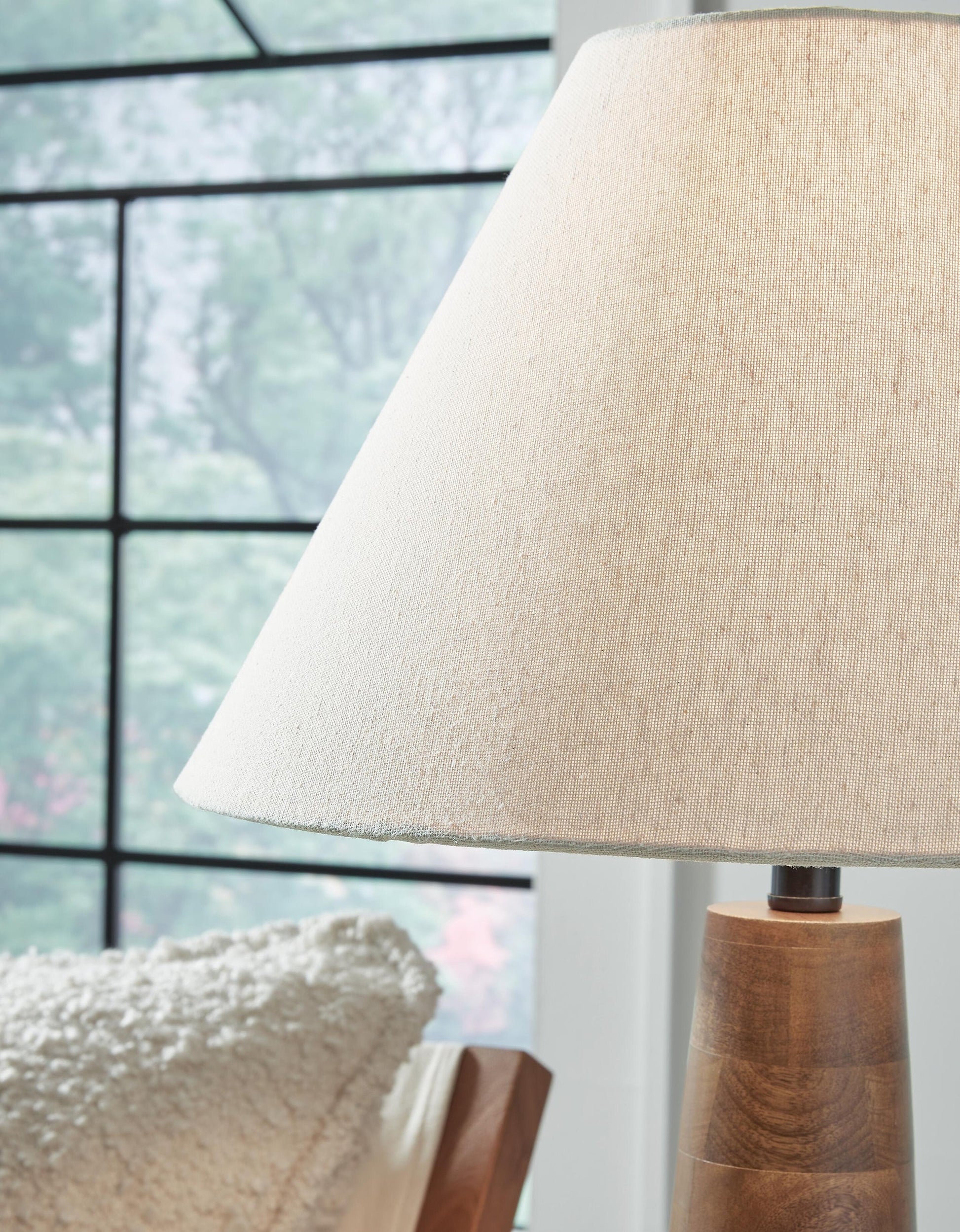 Ashley Express - Danset Wood Table Lamp (1/CN) – Boyer's Furniture