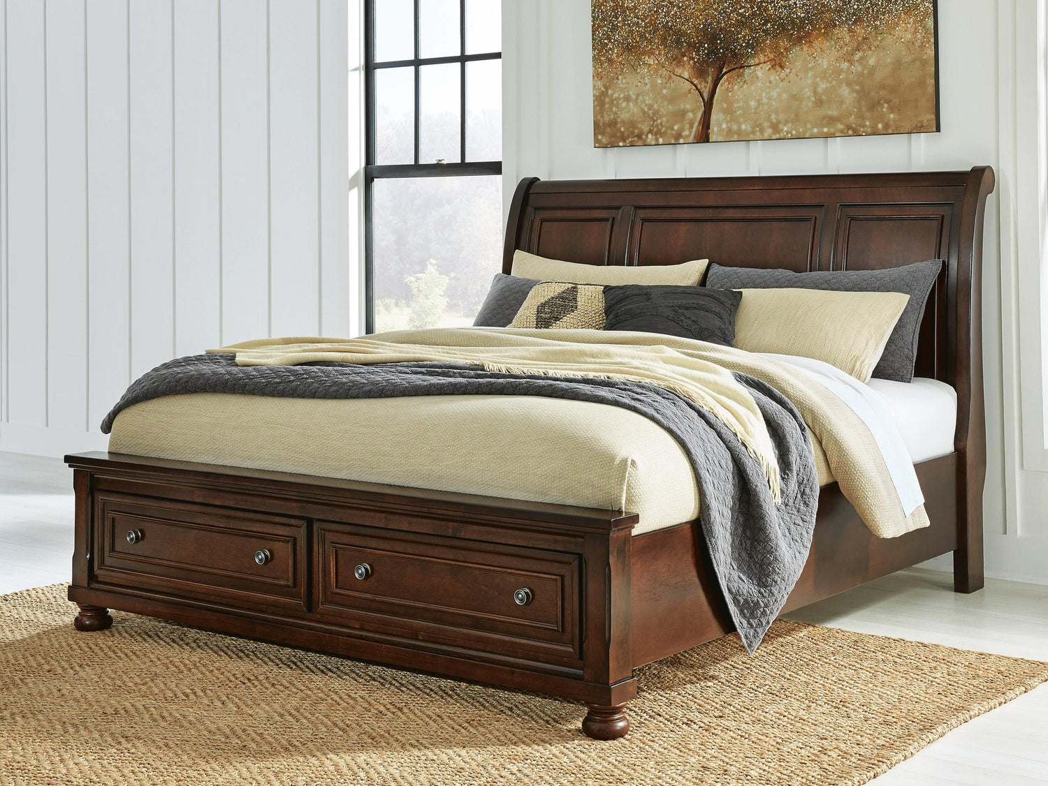 Bedroom > Beds > Complete Beds