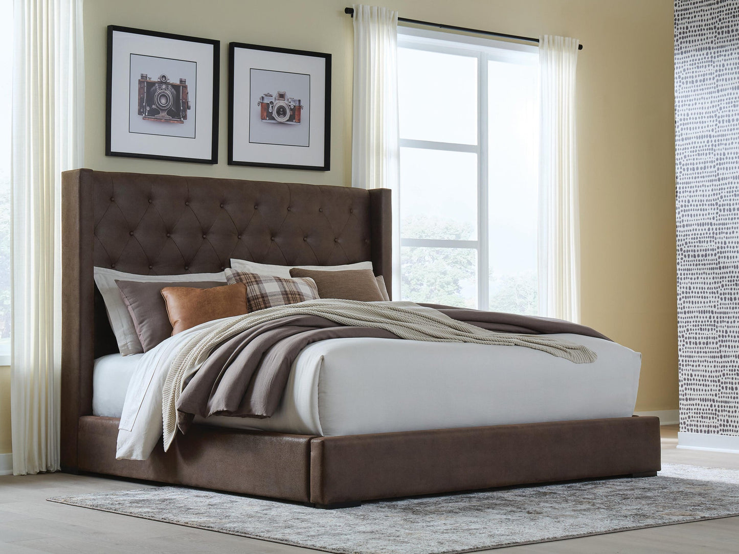 Lavernty Queen Upholstered Storage Bed